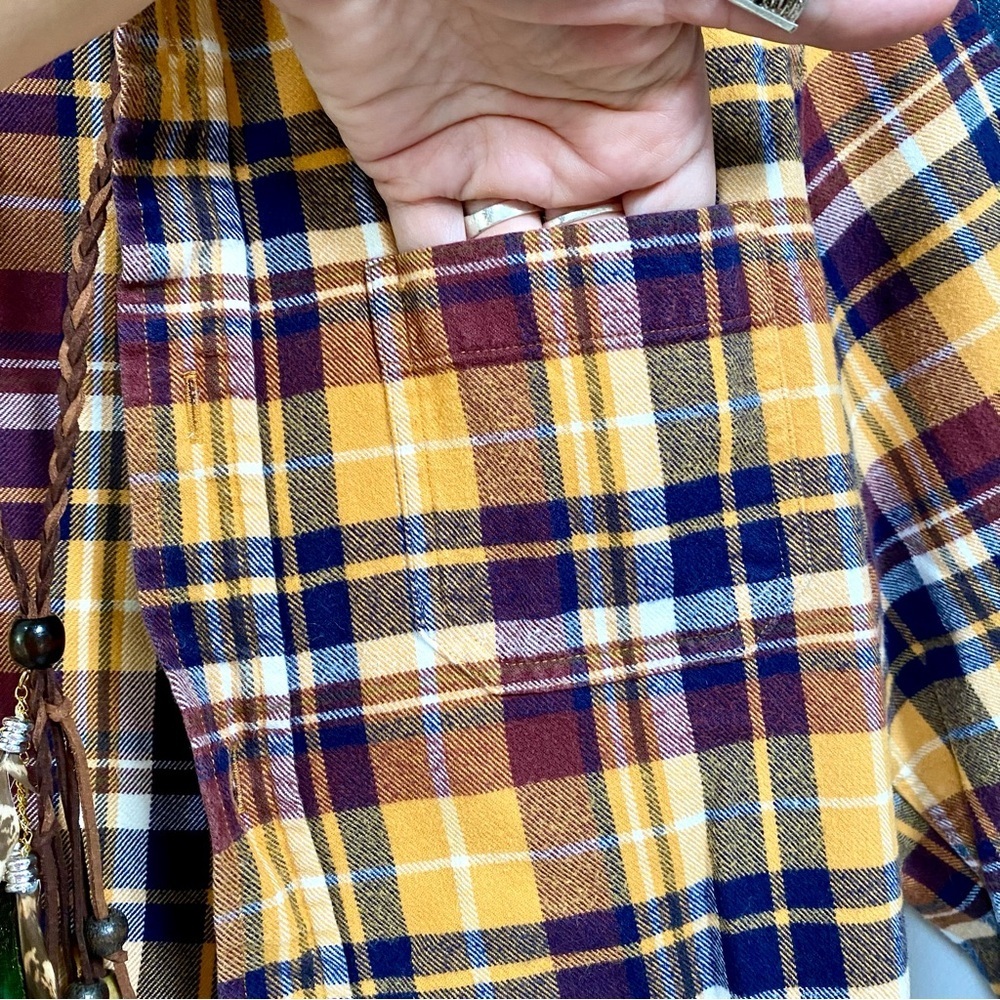 ROOTS plaid flannel boho shirt/cover up w fall harvest thanksgiving cabin vibe - Picture 4 of 14